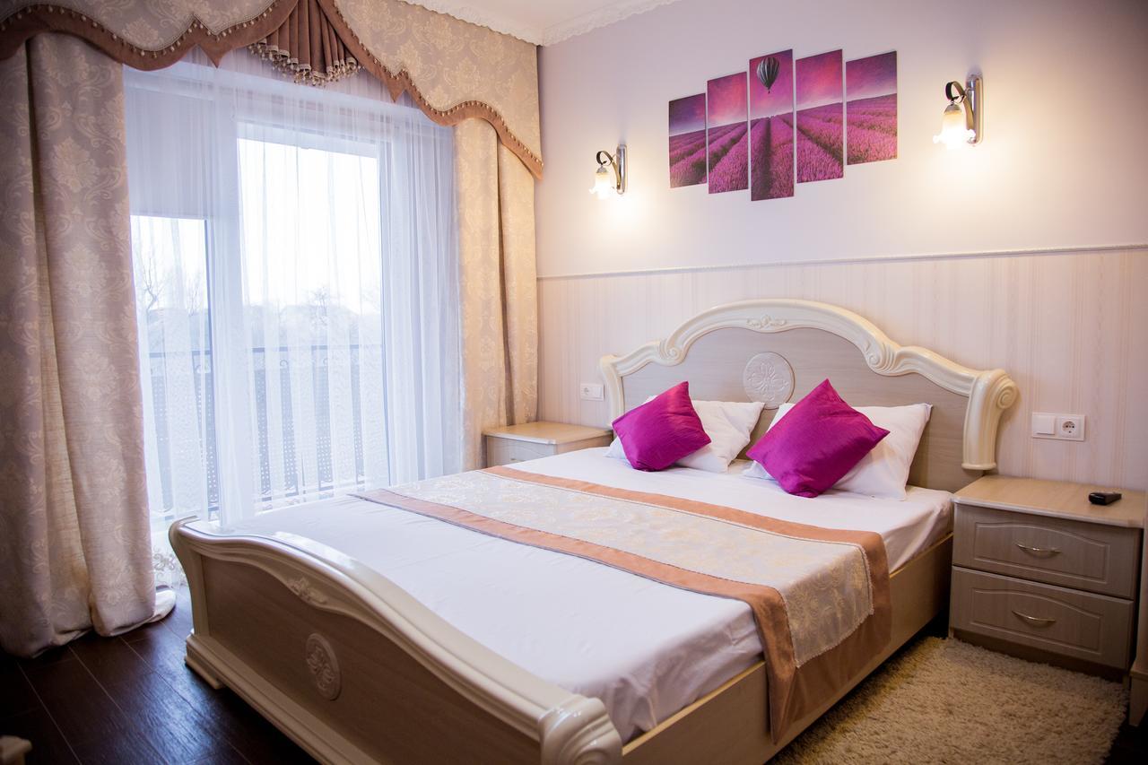 Beauty Complex Hotel Berehove  Exterior photo
